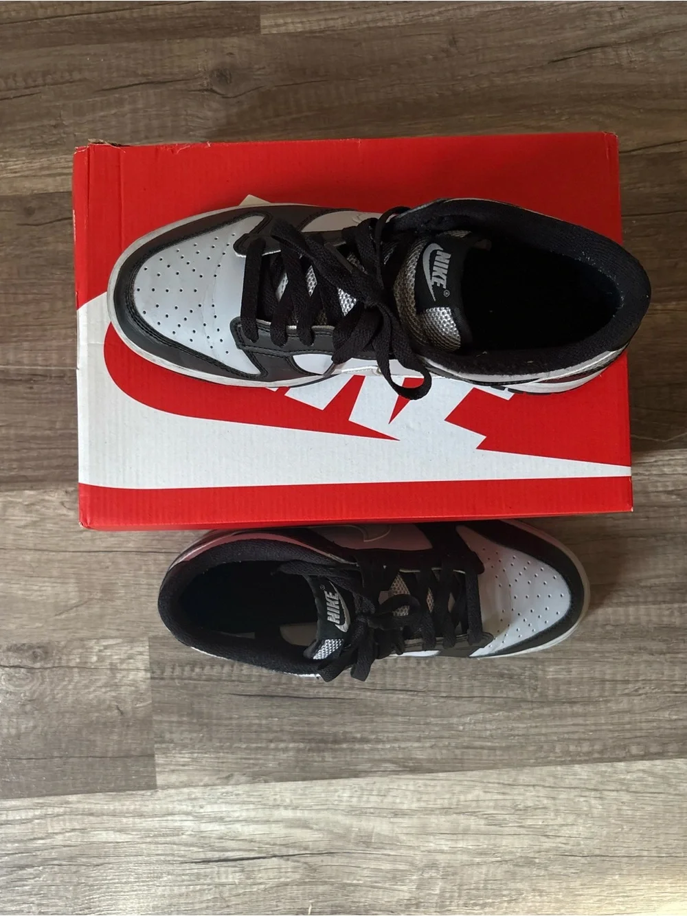 Nike Black and grey Kids Low-Top Sneakers